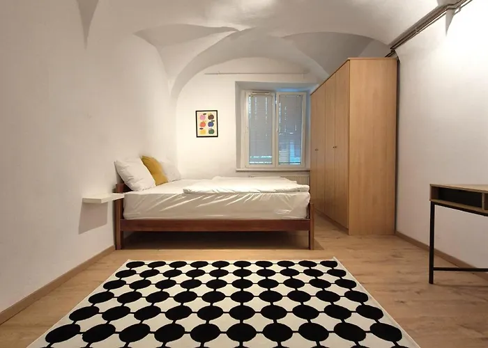 Walter Center Apartment